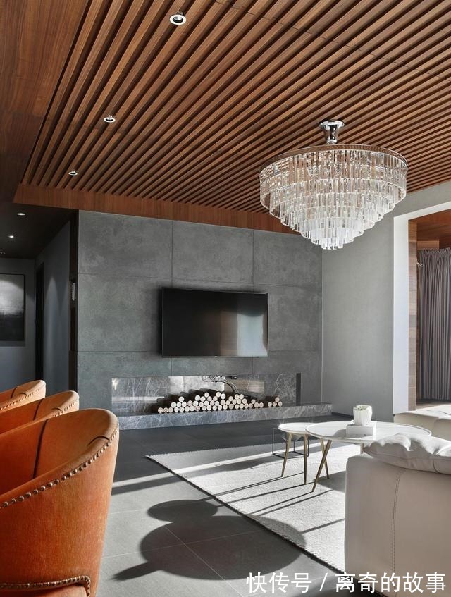 灰白蓝|虽然装修超了预算,依然喜欢木饰面吊顶,现代风格实拍图晒给你看!