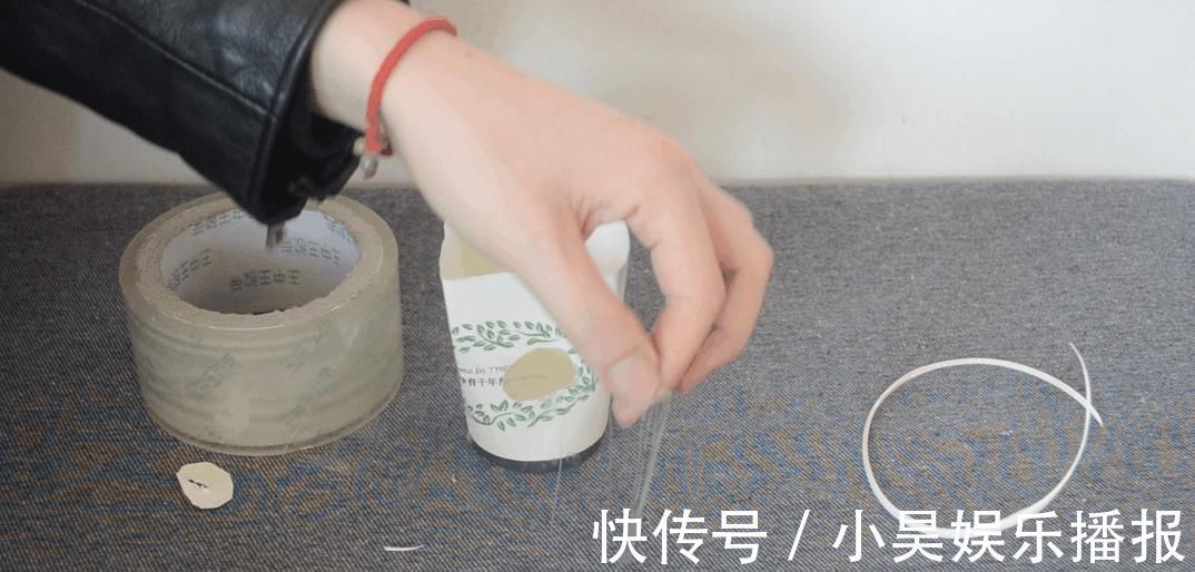 纸杯|一次性纸杯别再扔了, 改造一下放客厅有大用处, 家家户户都用得着