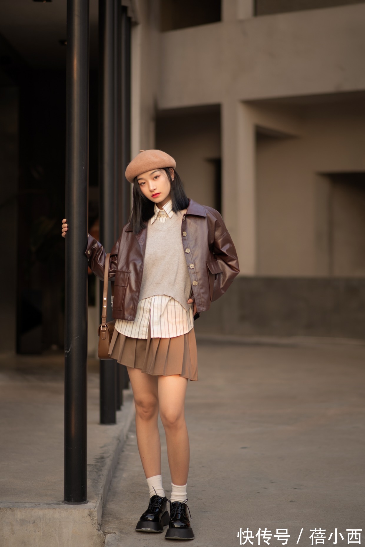 半身裙|今秋多穿这3件外套,搭配半身裙、阔腿裤,牛仔裤时髦气质又有范