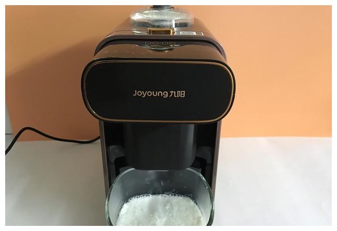 黑鱼加豆浆,教你新吃法,鲜香滑嫩无腥味,端上桌连汤都喝精光