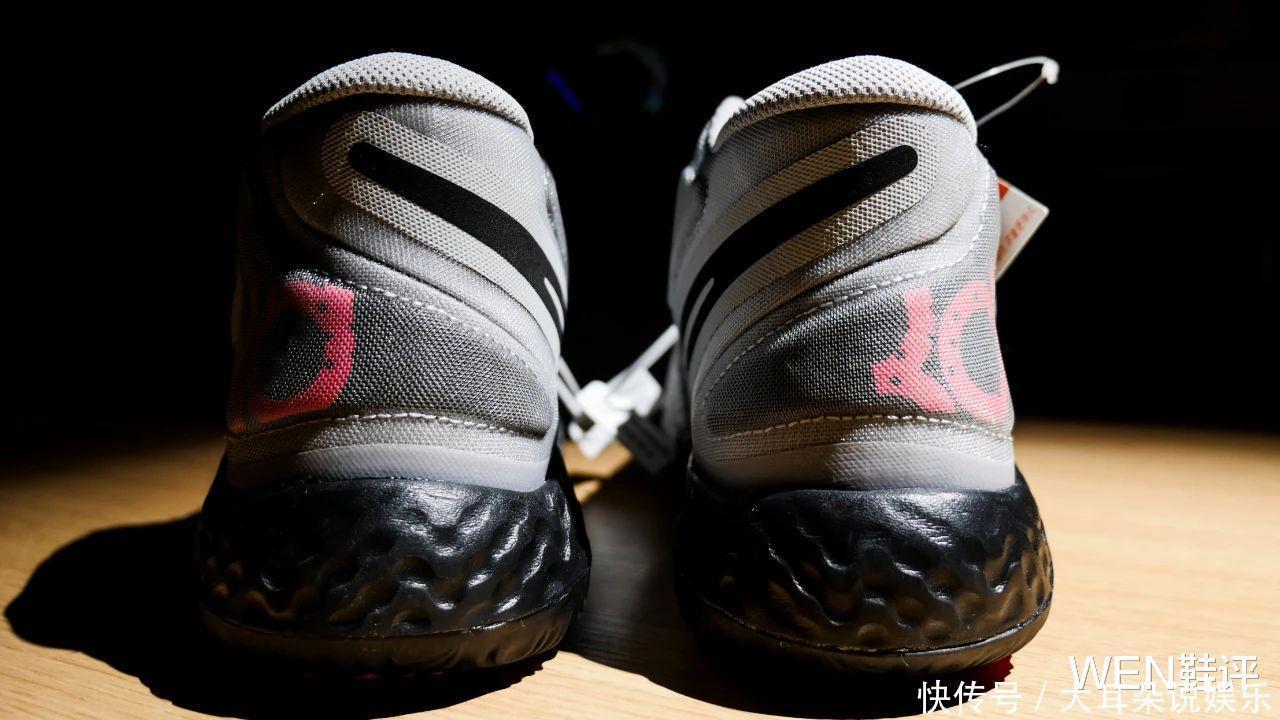 nike 400块入手杜兰特新战靴!高颜值新科技你心动吗