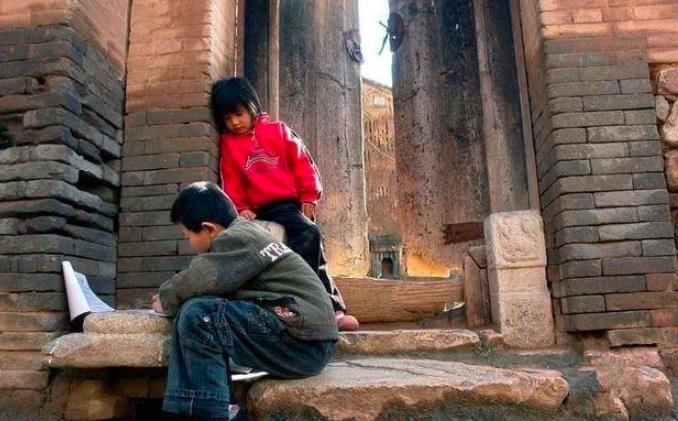 来家|暑假来临,网友发帖吐槽亲戚孩子来家小住:实在无法接受