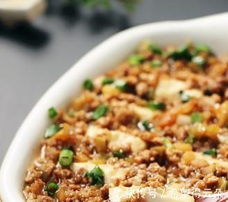 这是道清淡 非常下饭的蒸菜 下饭程度丝毫不逊色于麻婆豆腐!