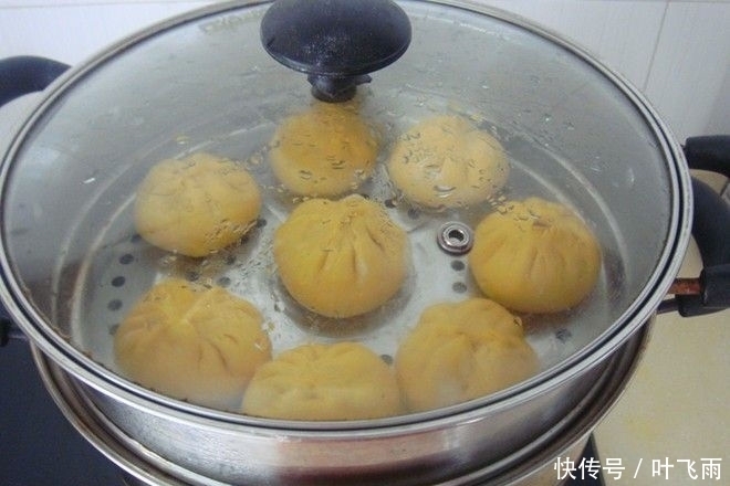 清香|第一次做这样的素包子,暄软清香不塌陷,味道好营养高,松软味美