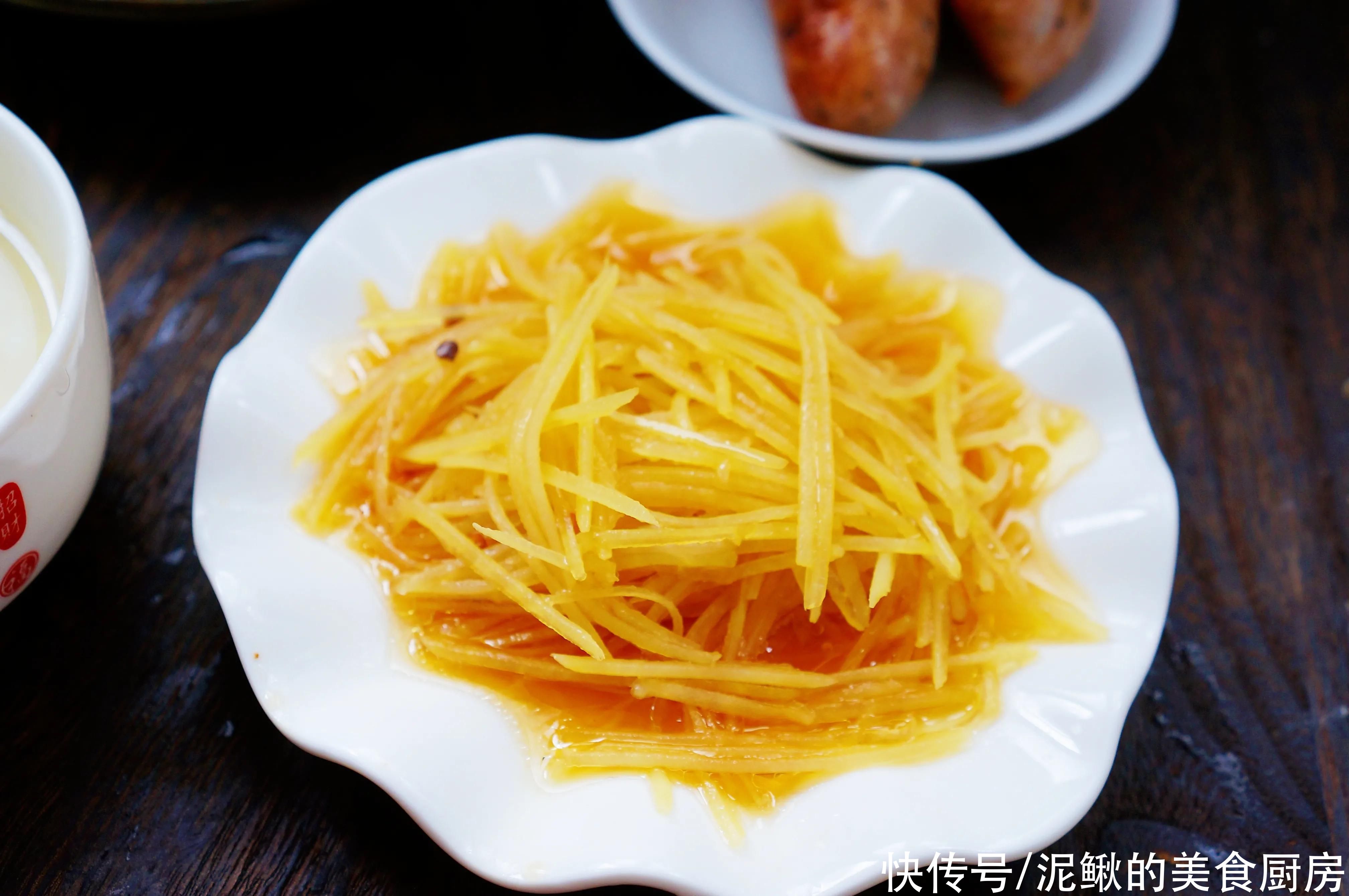 电饭煲|一家四口的早餐，在朋友圈火了，营养好吃，网友：比早餐店还丰富