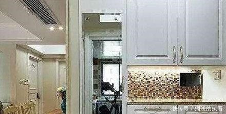 玄关处|进门不要再设计鞋柜了，聪明人早就这样装，好用多了！