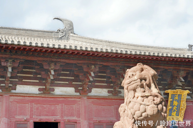 它是中国第一佛殿，地位显赫曾为皇家寺院，就藏在辽宁小县城内