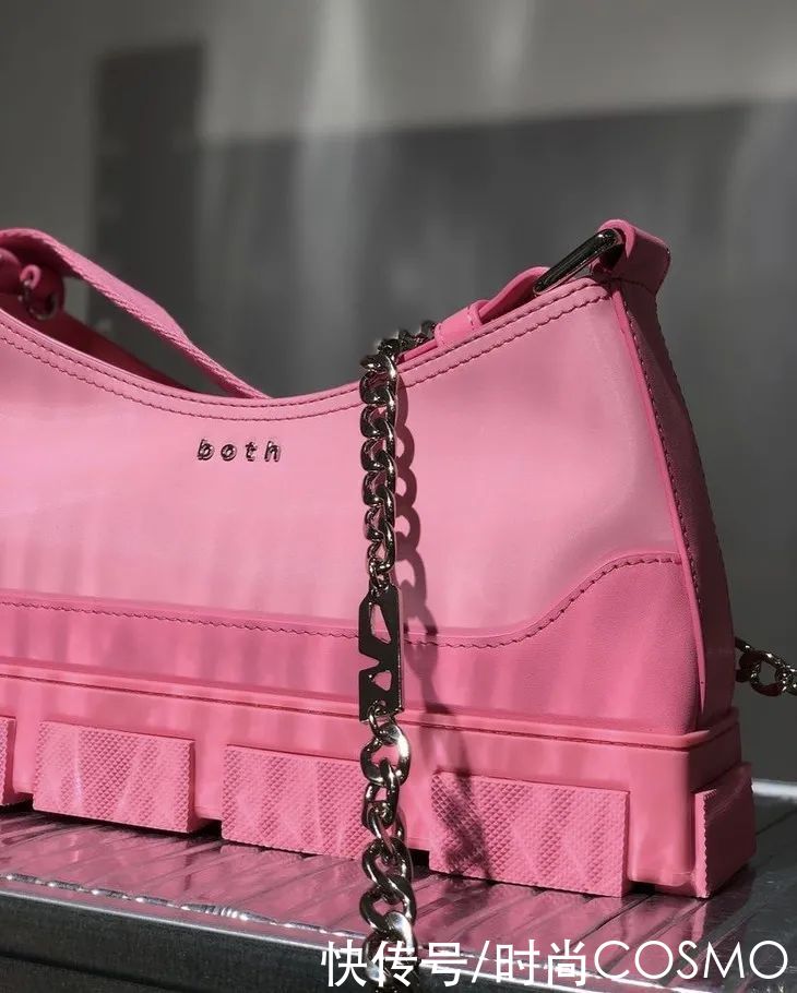 设计师刘雯再上线，这次实穿性5颗星|时髦办 |女生一定要知道的高级感香水，你懂的\＂,\＂i10\＂:\＂美人计