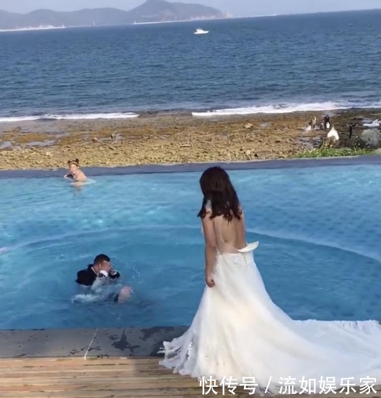 新娘|新娘故意推新郎下水,出来的婚纱照在朋友圈疯传 网友这婚别结了