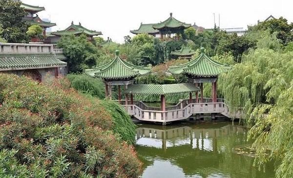男子14岁犯众怒写下千古名篇，被录入高中课本，此序人人都知道