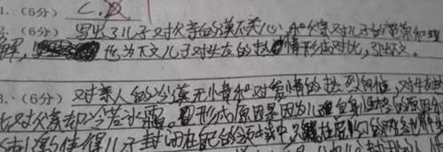 中学生“楔形字体”走红，横平竖直没一笔是弯的，老师看了想打人