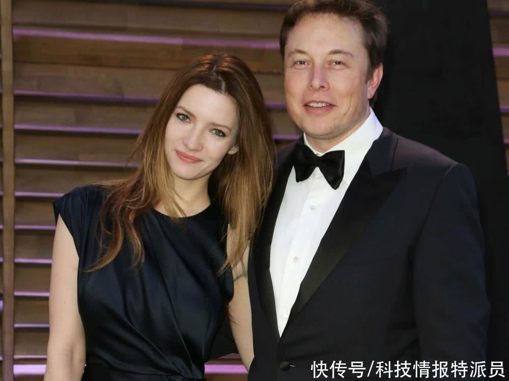 公司|马斯克炮轰苹果,曾以低价求库克收购特斯拉,却被挖走300名悍将