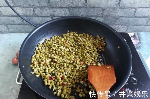 酸豆角|吃了几十年终于知道,它是“天然叶酸”,1块5一斤,女人要多吃