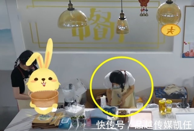 消费水平|《中餐厅》菜价翻倍，6块排骨上百元，这才是明星真实消费水平