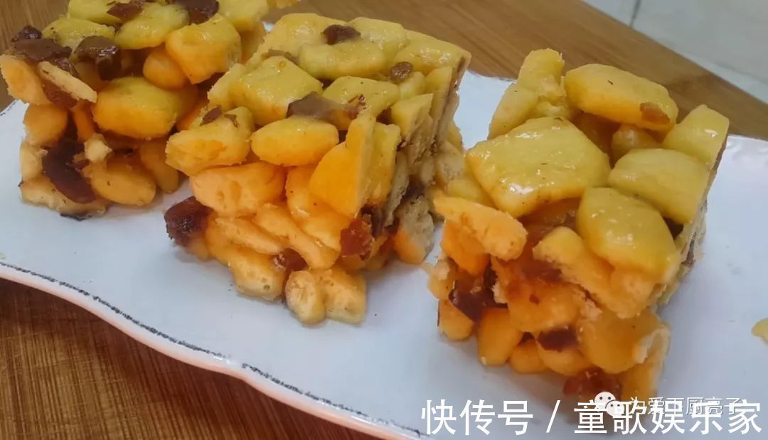 5个鸡蛋,1斤面粉,锅里一炒,做出创意小零食,比蛋糕好吃十倍