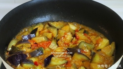 炒熟|我烧茄子从来不油炸,只需多一步,茄子吸油少,炒熟也不变黑