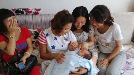 看望|看望产妇时,这三句尴尬话最好不要乱说,特别是第一句话别不知道