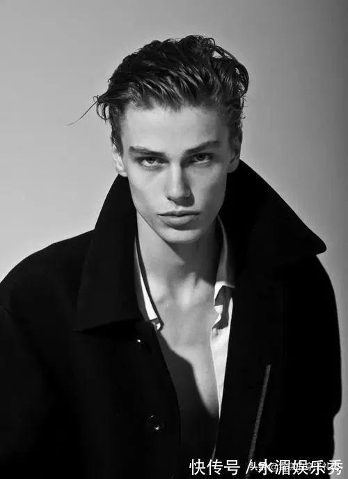 颧骨 40岁男人,尽量少留这3种“发型”!油腻显老,颜值高也hold不住