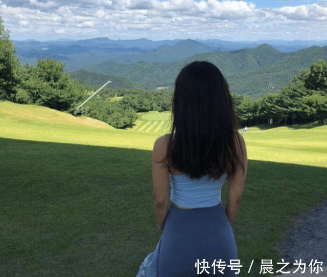 有氧运动|健身美女身材曲线出众,背影都很吸睛,获封最美“背影女神”