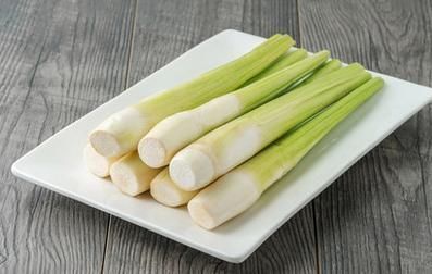 清洁夫|它富含膳食纤维，是肠道的“清洁夫”，多吃还可控制血糖、血脂