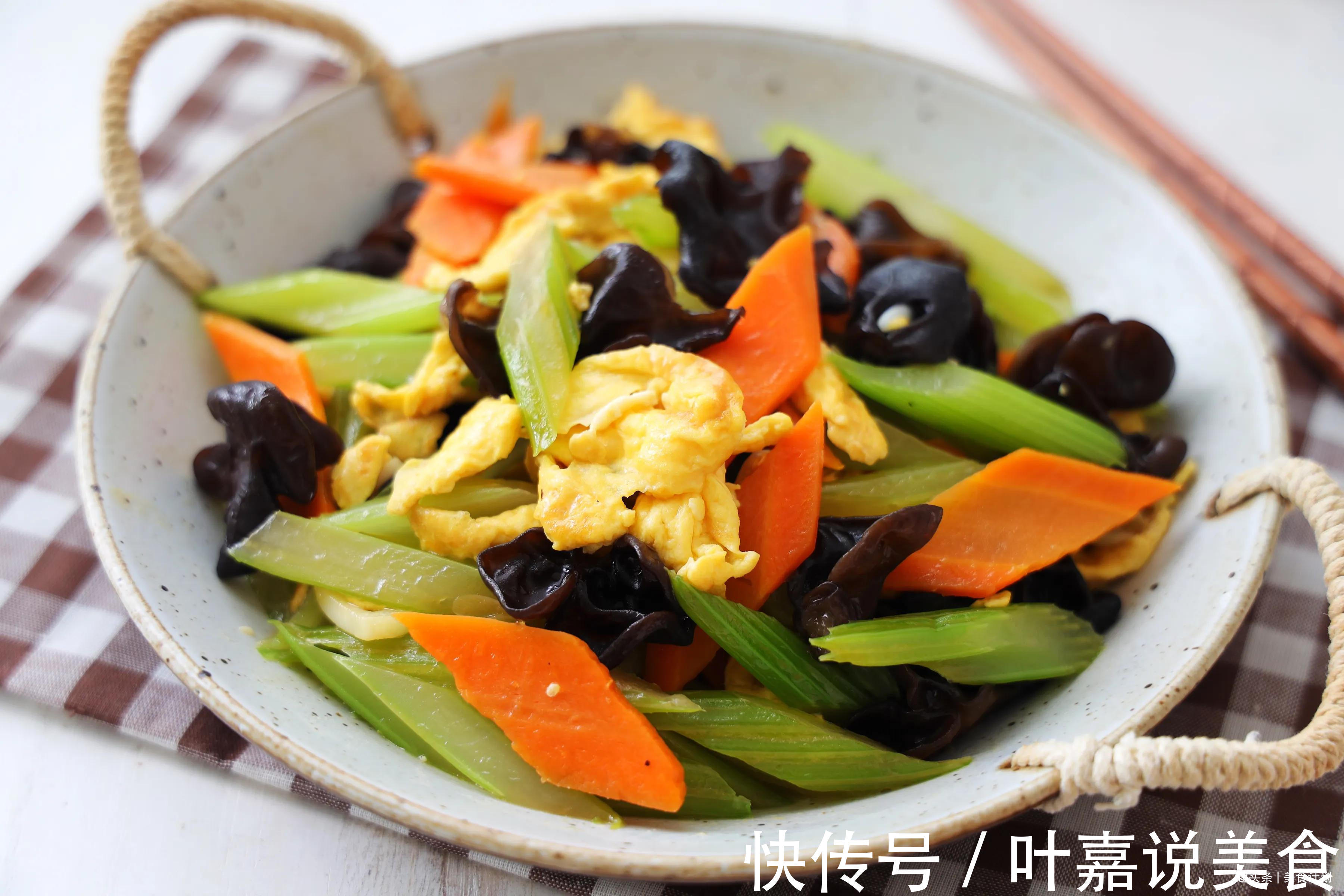 天气热,5道下饭菜超棒!低脂低热量,膳食纤维高,多吃身体棒