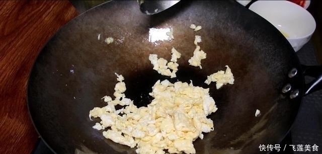 绿豆芽|面条不要再水煮着吃了，换种做法，天天吃都不腻，比水煮好吃10倍