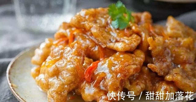 肉片|休息日做上一道锅包肉，酸甜可口，酥脆软嫩，吃上一口幸福感爆棚！