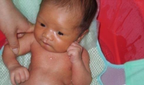 肚子|出生刚9个月,宝宝肚子鼓的像“圆球”,医生检查后怒斥家长