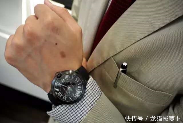 买蓝气球手表的都是什么样的人？他们什么心态？