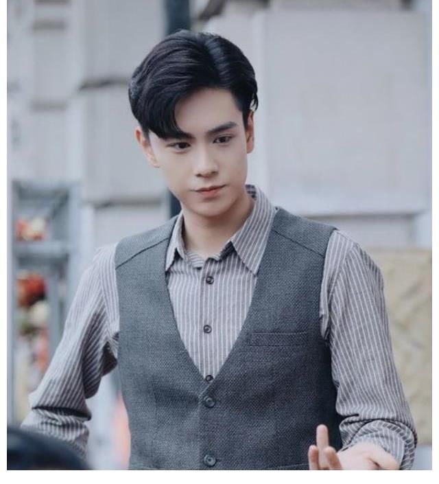 章若楠|胡一天章若楠，帅气小生上演小美好，你们喜欢吗