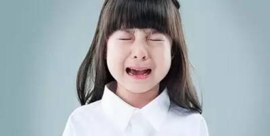 后脑勺|8岁男孩被妈妈打进医院,孩子的“生命线”,父母再生气也不能打