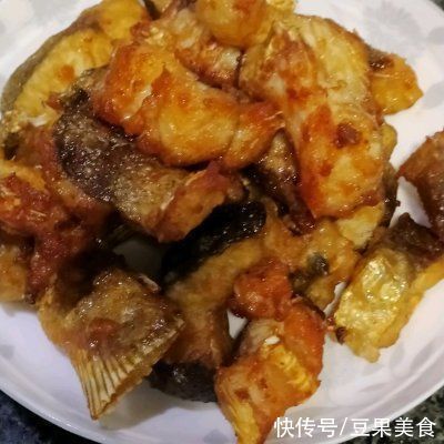 超下饭的炸鱼块用什么淀粉好？，一学就会
