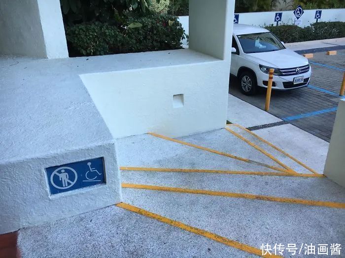  设计|爬楼梯比爬山都难，这20个楼梯设计，一不小心就会摔跤