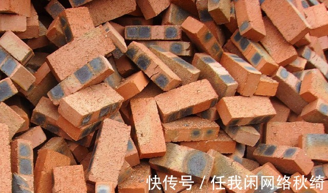 国家|过去盖房常用的红砖,为什么国家要禁用,来看它的危害就明白了