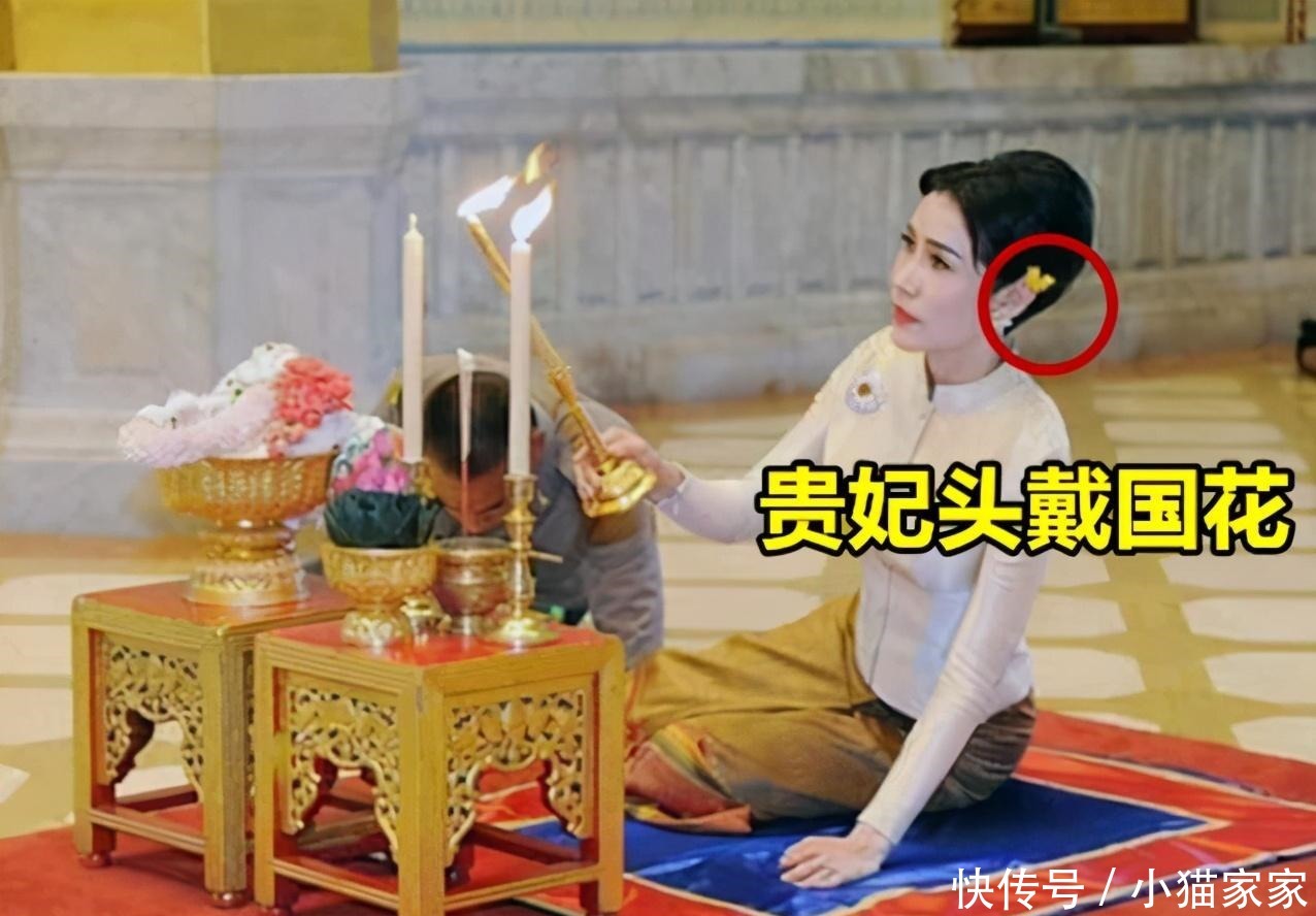 选择|诗妮娜衣品提升了!连换两身传统裹身裙,黄色明艳黑色高冷显稳重