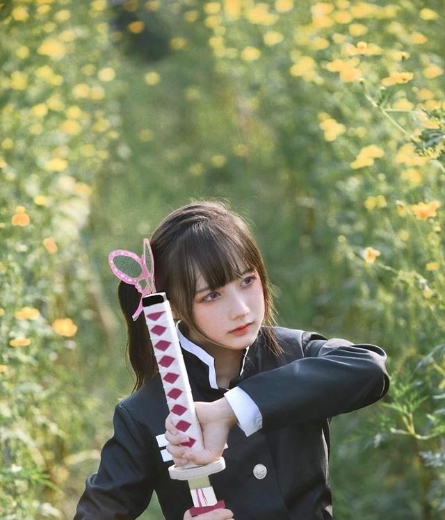 香奈乎|《鬼灭之刃》香奈乎COS,中、越、日三种版本各有千秋,我全都爱