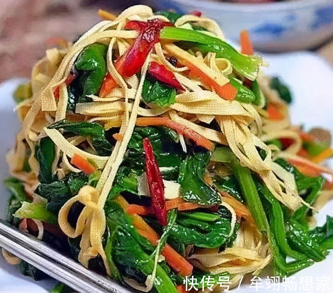 腐竹泡|女性想要身体好,坚持吃3种美食,润肠通便,降压减脂,增强体质