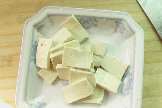 豆腐|失眠最怕这菜,睡不着觉的人要多吃,帮助睡眠,一觉睡到自然醒