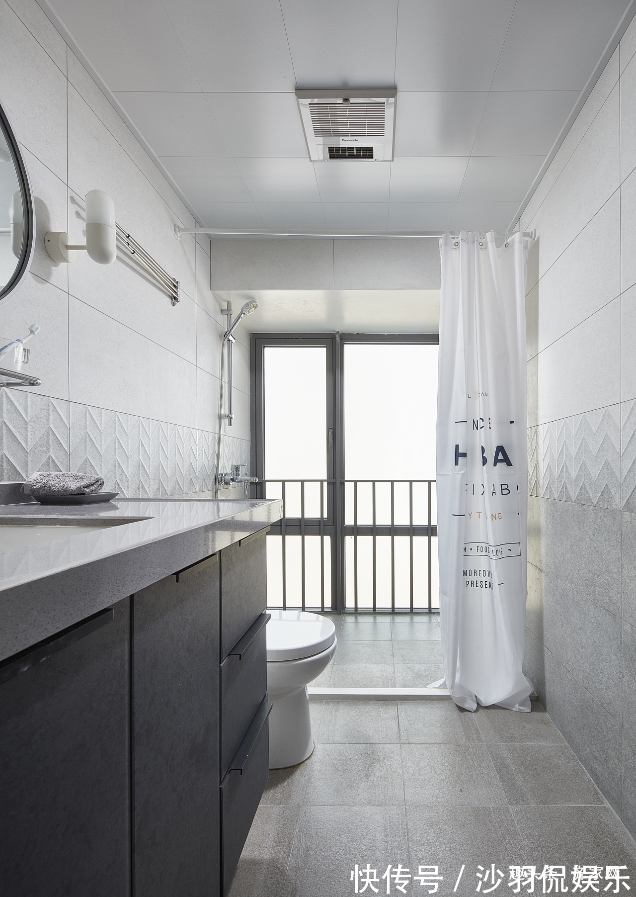 全身镜|北欧风格三居,玄关全身镜和储物空间,美感与实用的结合!