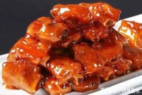 大人小孩都喜欢的荤菜,肉质酥烂,骨香浓郁,老少皆宜非常下饭