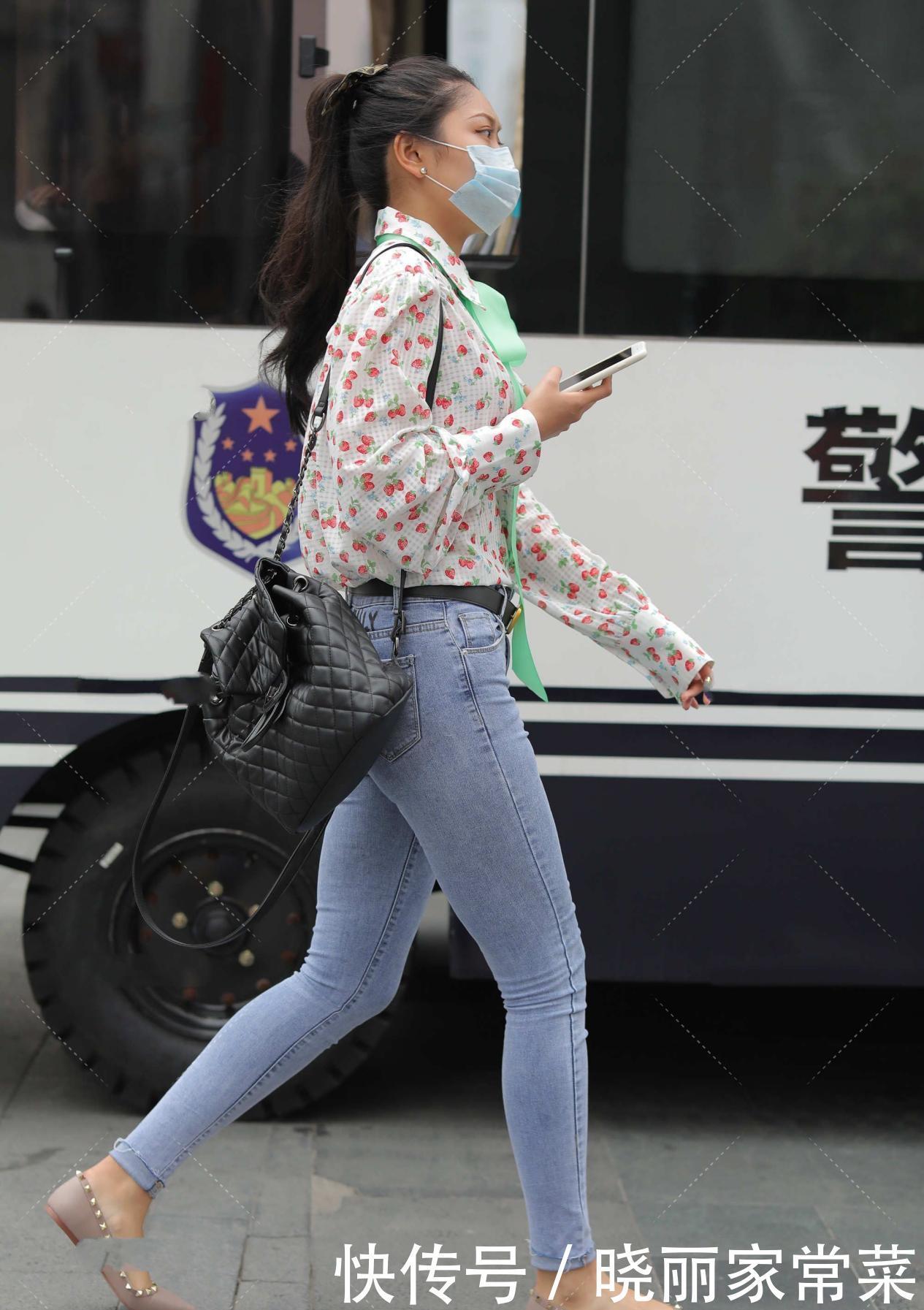 衬衫|碎花衬衫low吗？搭配好了，穿出小仙女的感觉