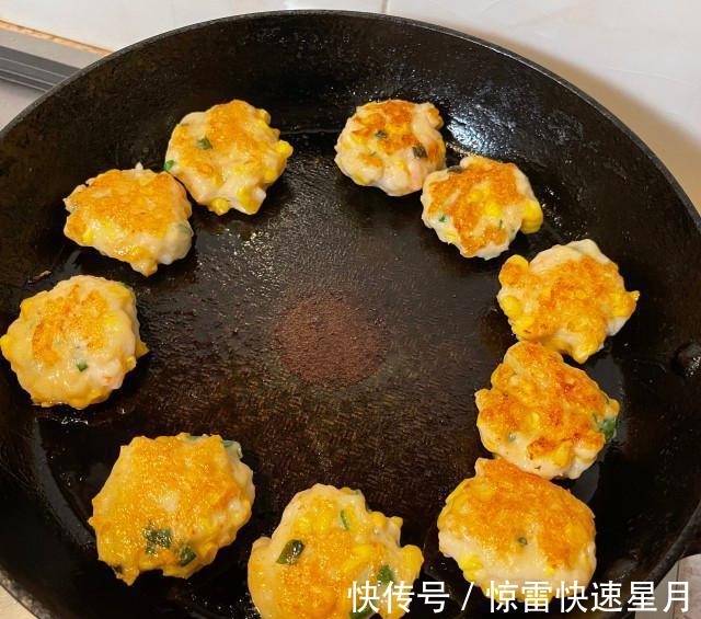 美食天下|香煎虾饼,鲜香营养,孩子超爱吃!