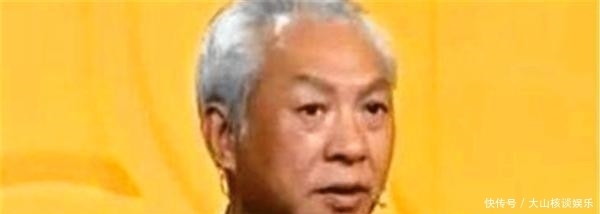  道士手捧“祖传宝刀”鉴宝, 专家 你这是假货, 道士开始仰天长笑