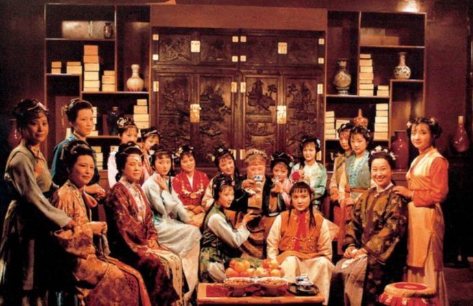  不信|秦可卿生病期间，为啥每天要换四五次衣服说出来别不信