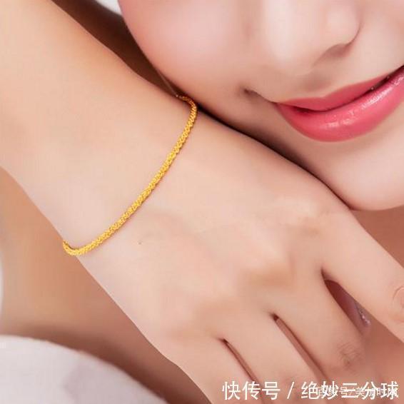 手镯|黄金手镯多少克才适合女性佩戴内行人道出3点,看完再买也不迟