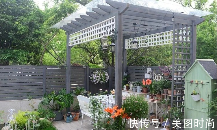 防腐木|为了这个45㎡小院子,坚持买了一楼,打造成花园后比别墅还好看