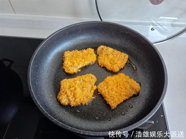 不贵|我家的极简晚餐,3个菜15分钟,好吃不贵又简单,吃得开心舒服