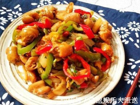 清洗大肠，有人加盐有人用碱大厨都不对，难怪大肠洗不净