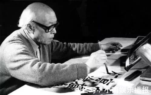 草书$李苦禅:写意画,不是画出来的,笔笔全都是写出来的!