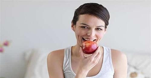 小事|女人不想体重过百,日常坚持四件小事,清宿便排肠毒,体重自然降